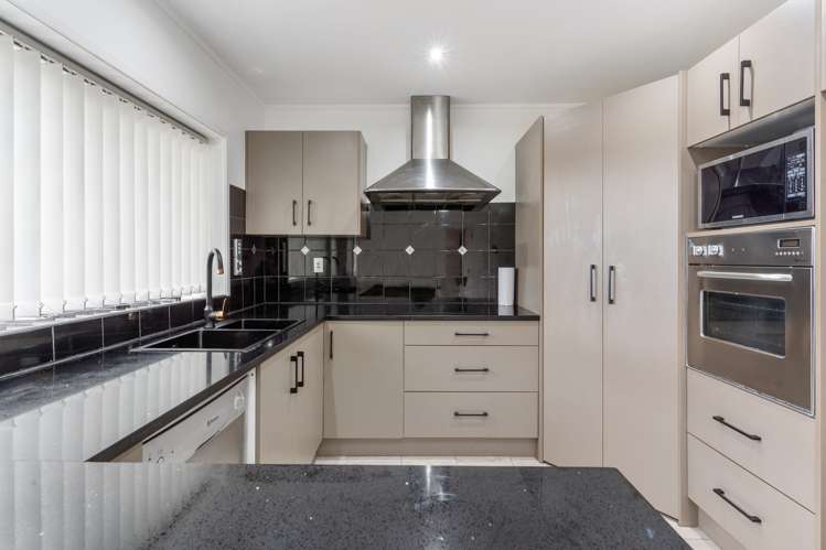 1/6 Eugenia Rise Totara Heights_5