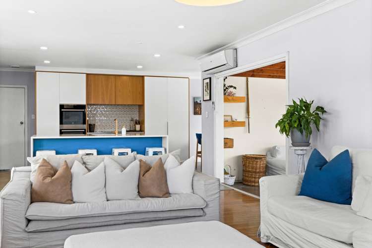 1100 Allenby Street Akina_11