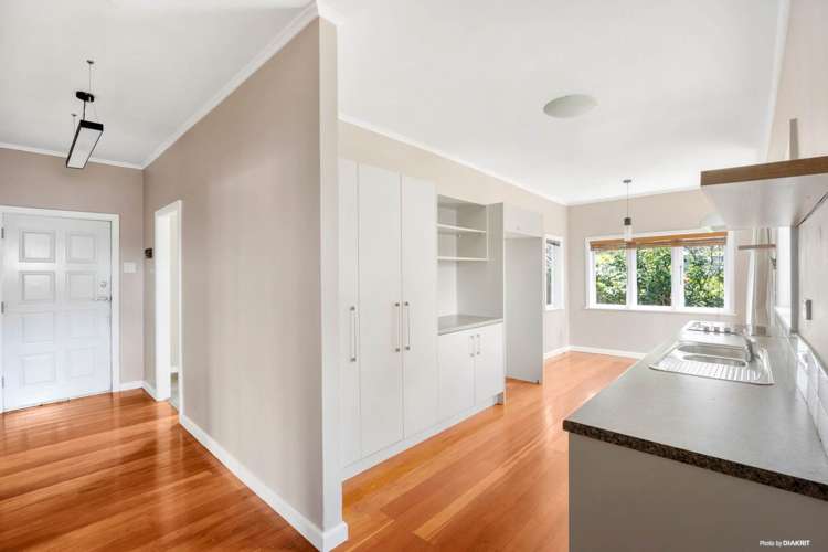 137 Te Atatu Road Te Atatu South_7