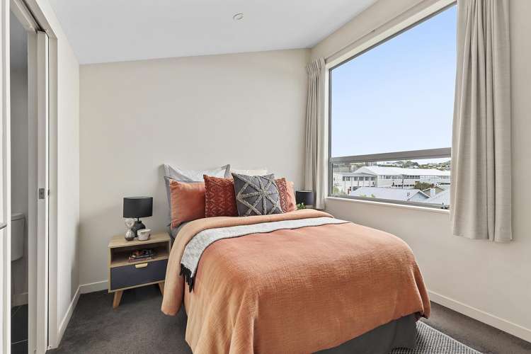 9/2 Stone Street Miramar_10