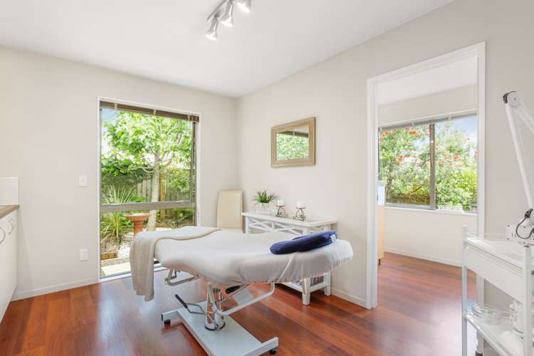 30 Carol Lee Place Albany Heights_17