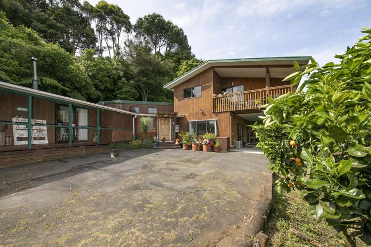 33 Landing Road Titirangi_16