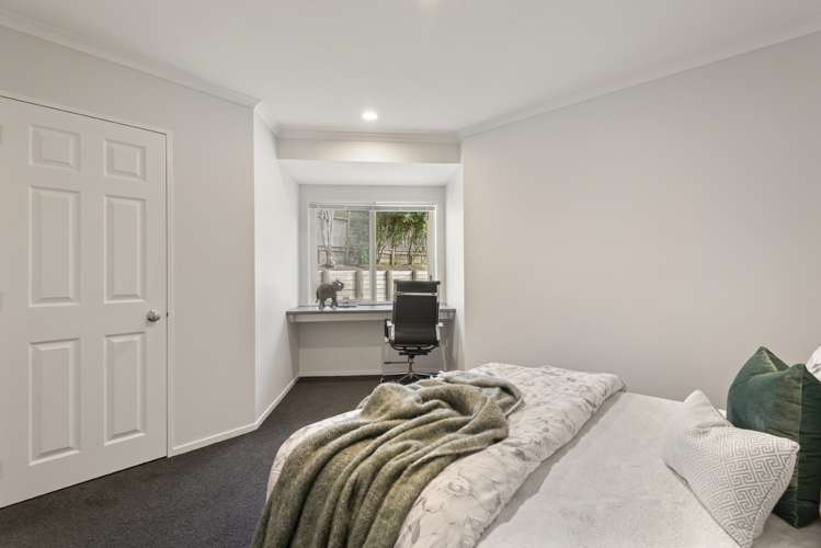 7 Louvain Place Greenhithe_22