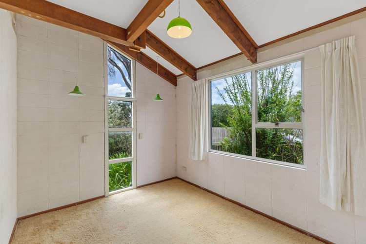 146 Mount View Road Bastia Hill_10