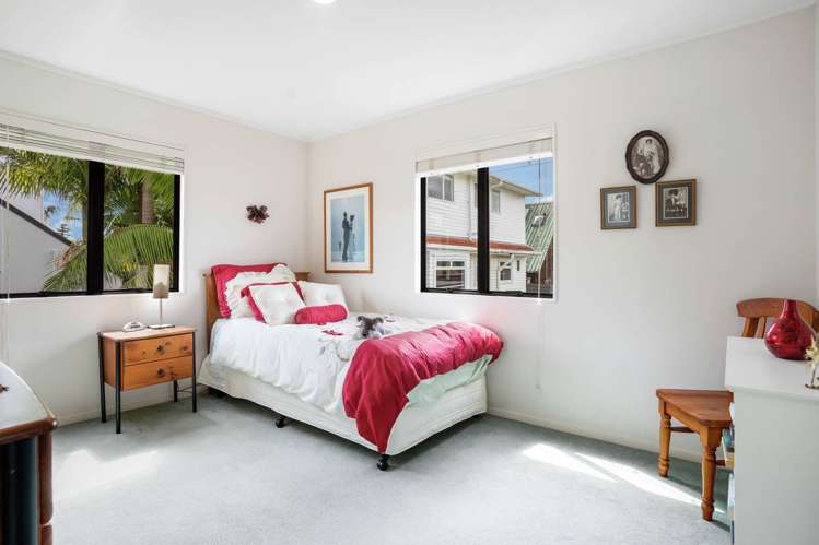 2/11 Paparoa Road Cockle Bay_15