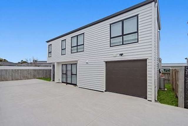 3 Bedroom + 3 Bathrooms Townhouse
