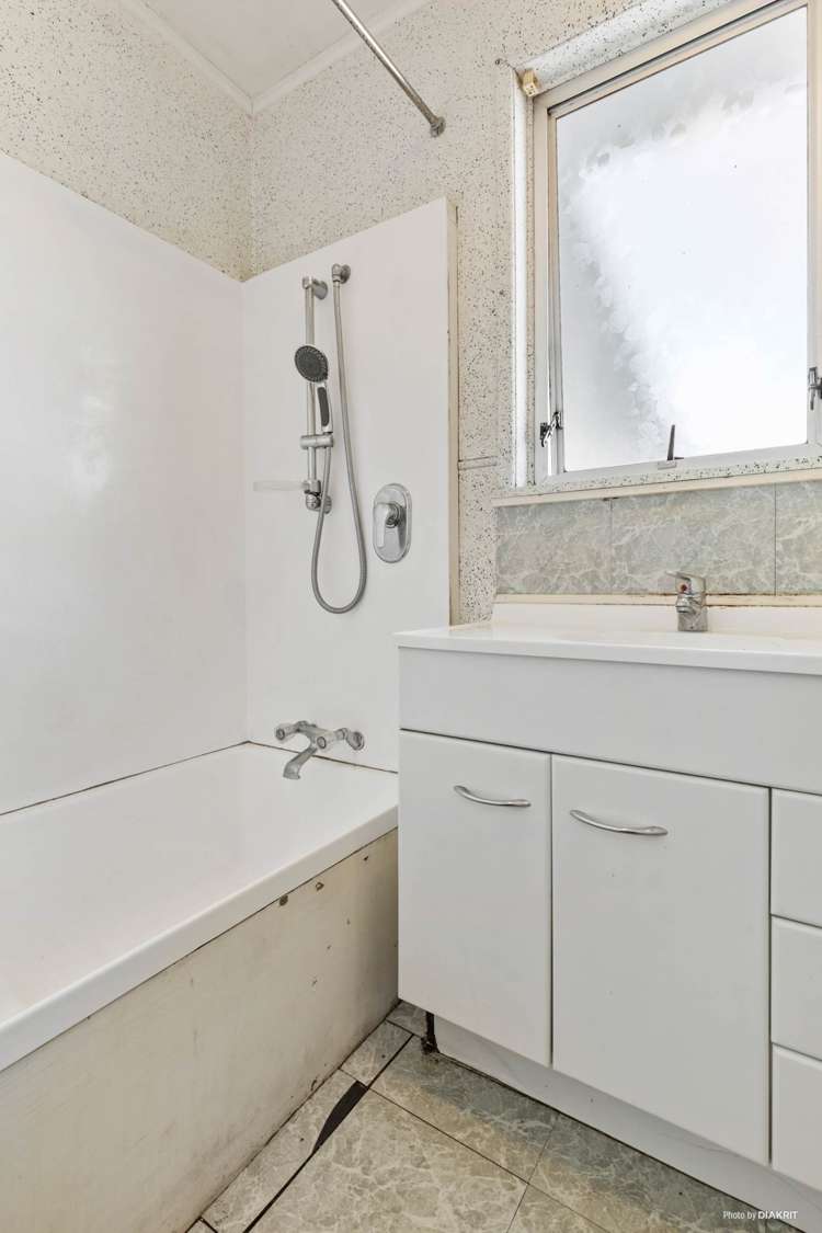 22 Finlow Drive Te Atatu South_20