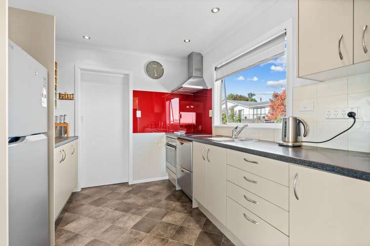 7 Tawa Street Lansdowne_11