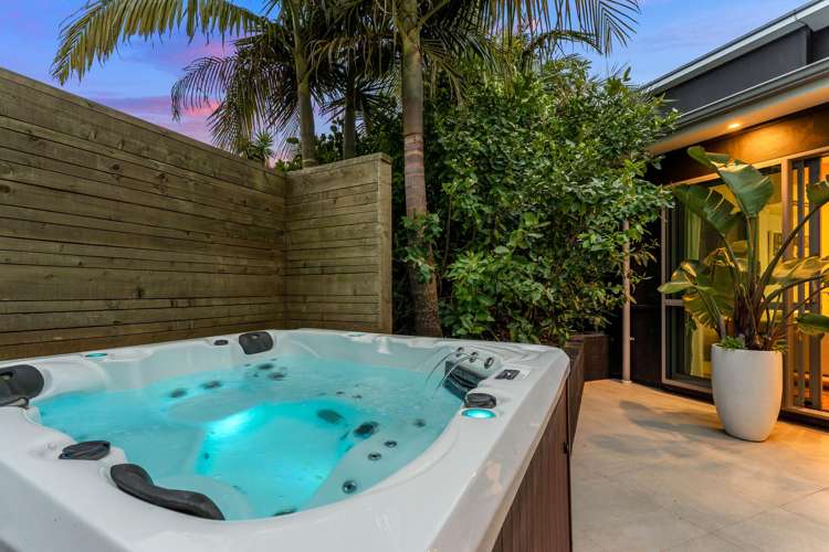 9 Andre Rise Stanmore Bay_10