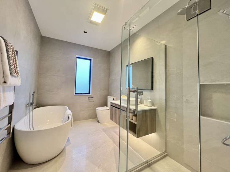 36 Kaupeka Road Orewa_17