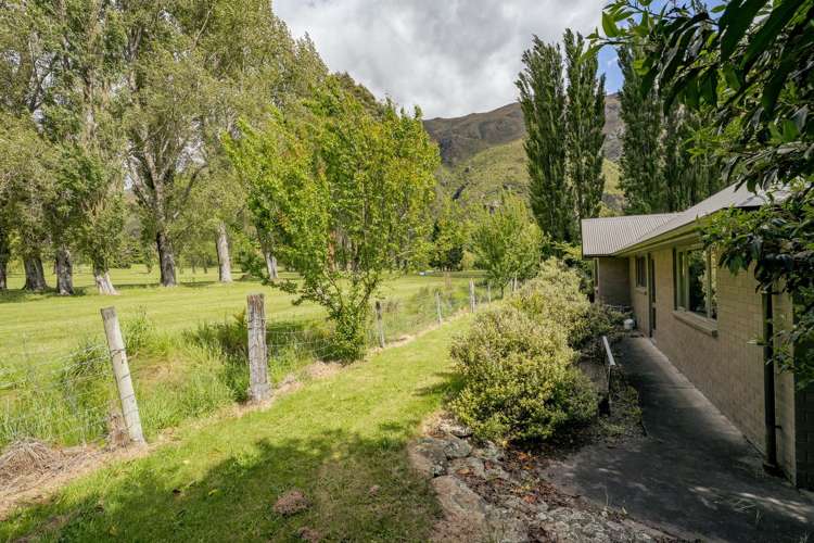 9 Hector Close Kingston_26