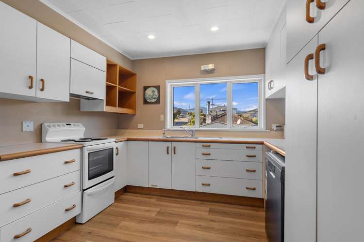 40 Stanley Crescent Beachville_20