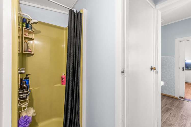 35 De Lautour Road Inner Kaiti_13