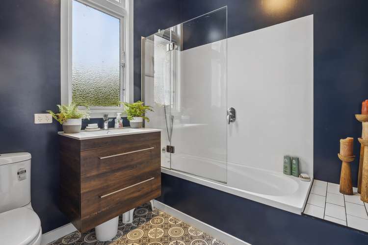 20 County Road Kaikorai_12