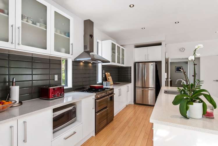 18 Kahikatea Close Campbells Bay_4