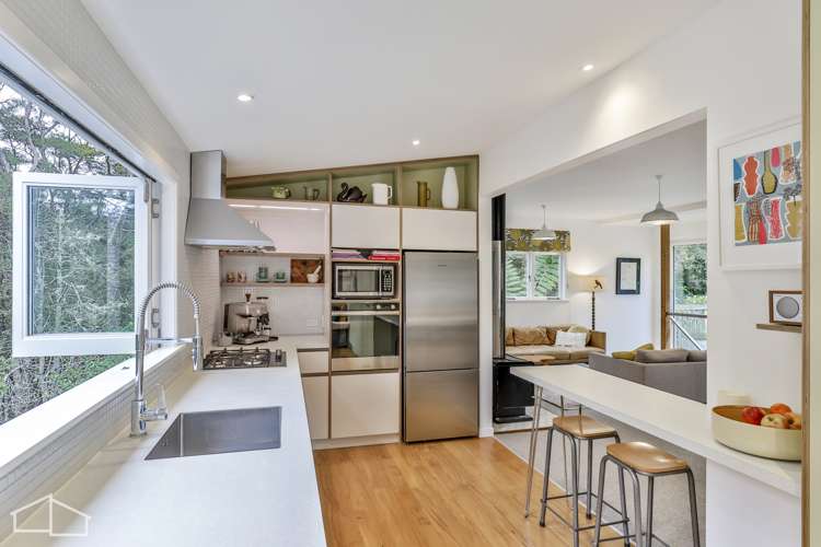 1 Miha Road Titirangi_10