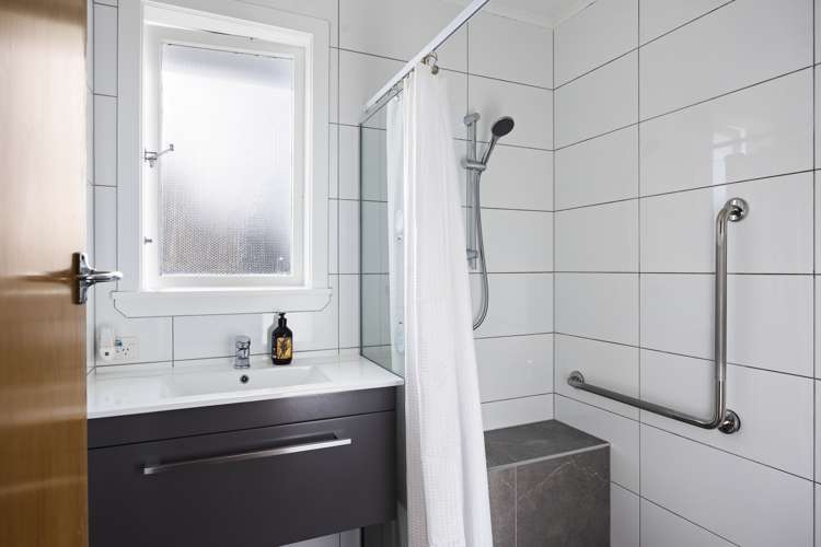 42 Reid Avenue Hawera_15