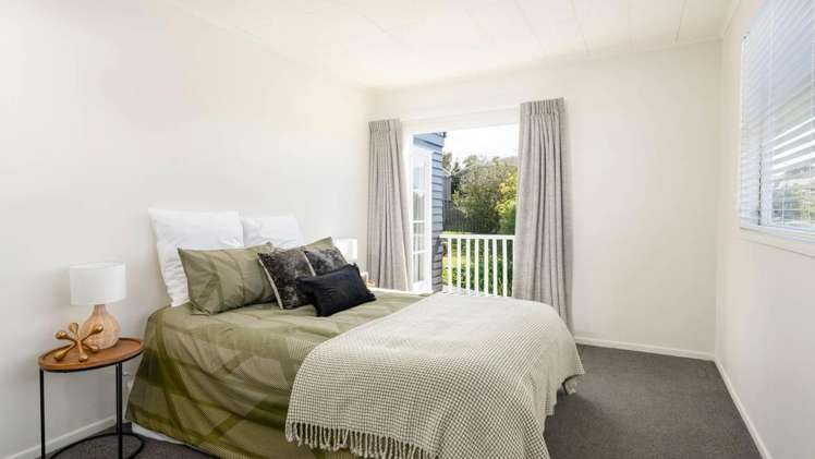 6 Liston Ave 11201_17
