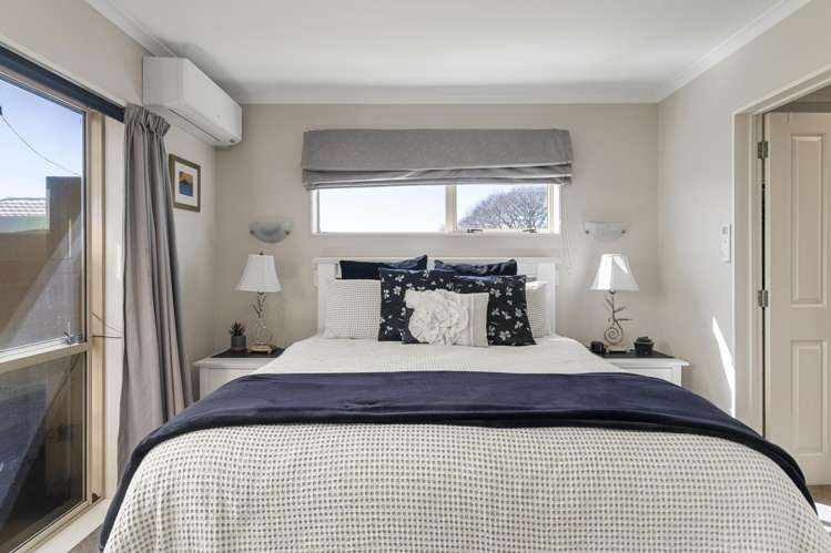 6 Downing Place Welcome Bay_13