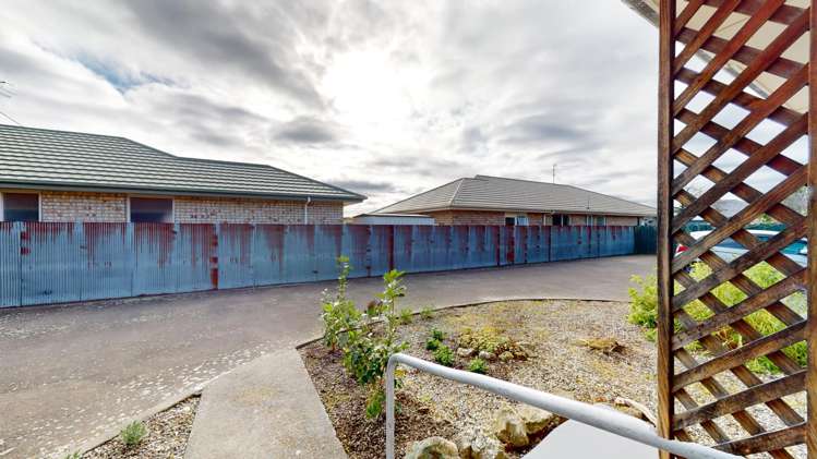 2/267 Tancred Street Ashburton_9