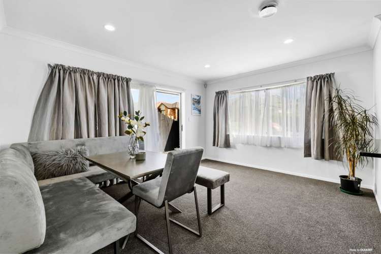 6 Mandival Avenue Flat Bush_3