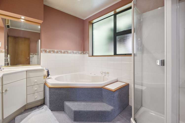 4 Arthurs Walk Vauxhall_18