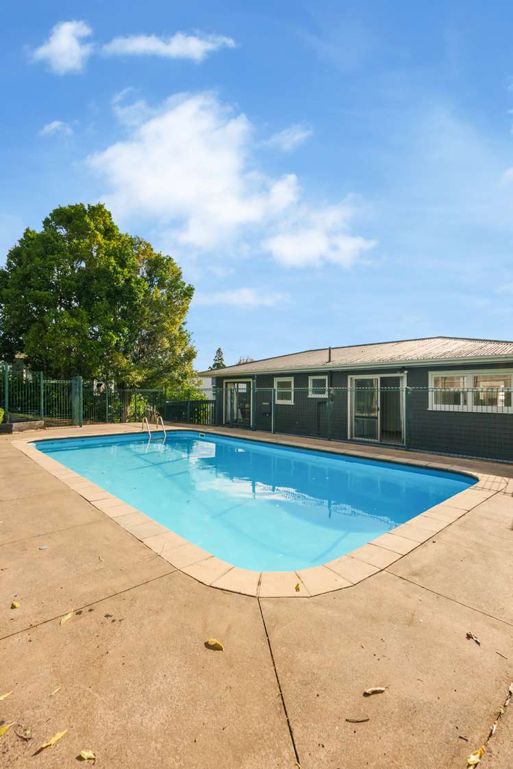 8 Saffron Street Birkdale_24