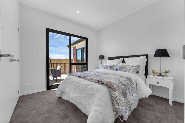 27 Korowhiti Road Clarks Beach_13