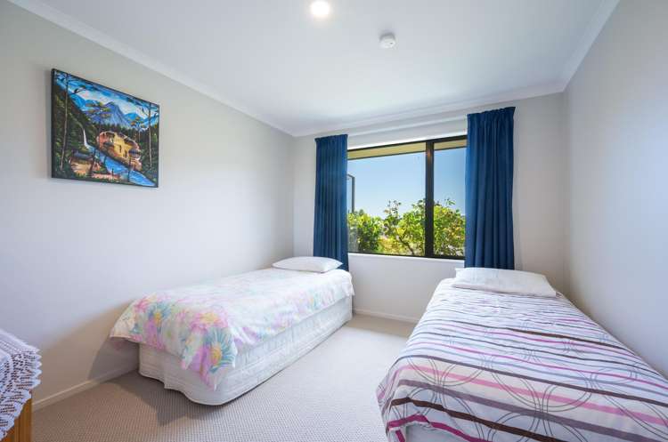 42 Appaloosa Avenue Richmond_16