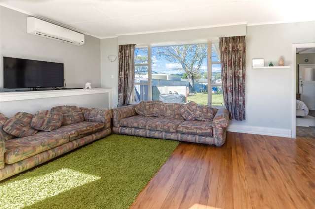 32 Gray Avenue Paraparaumu Beach_3