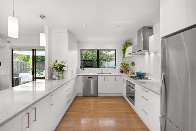 6 Gulliver Place Conifer Grove_24