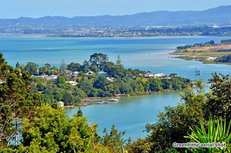 216 Kyle Road Greenhithe_13