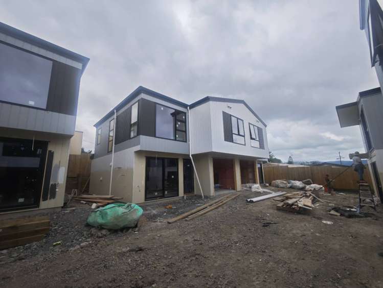 1-8/9 Kaikoura Street Henderson_2