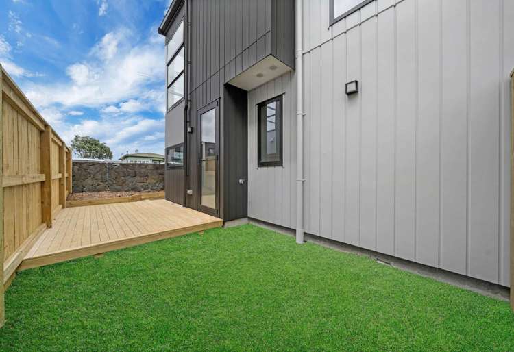 17A Henwood Road Mangere East_13