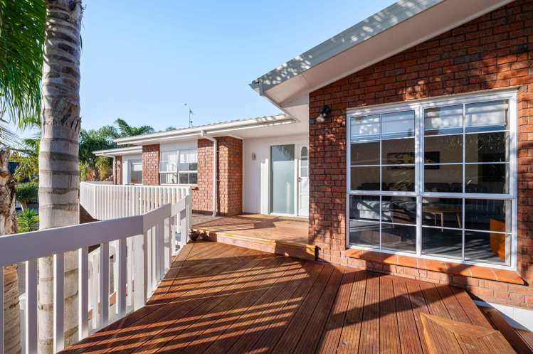 42 Gilbass Avenue Hamilton Lake_9