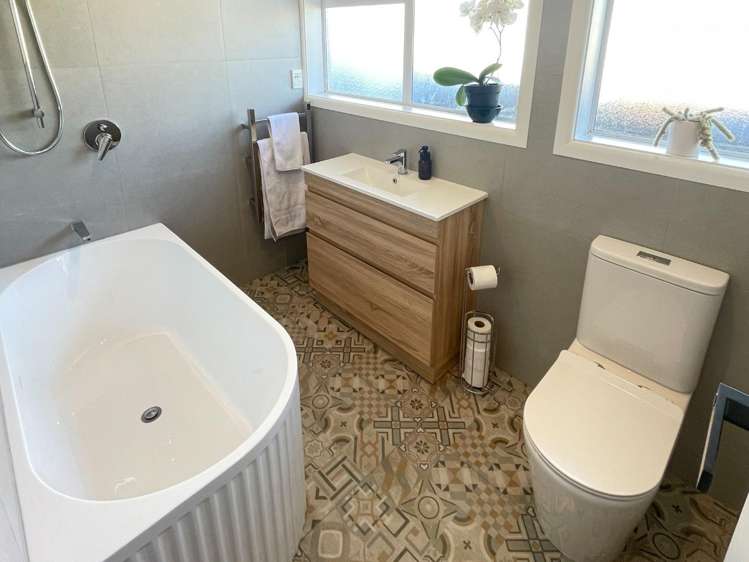 62 Oriana Crescent Hornby_10