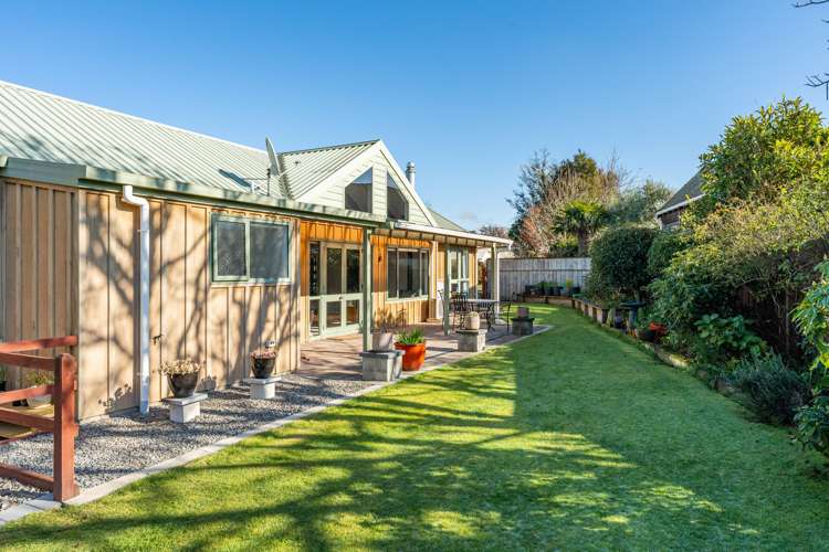 29 Robinson Terrace Rangatira Park_17