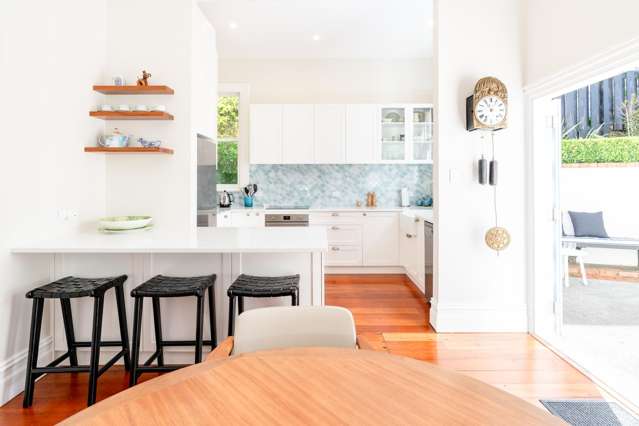 33 Grove Road Kelburn_2