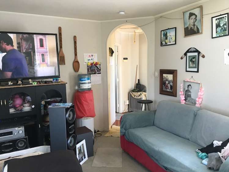 1/10 Ebenezer Way Clendon Park_3