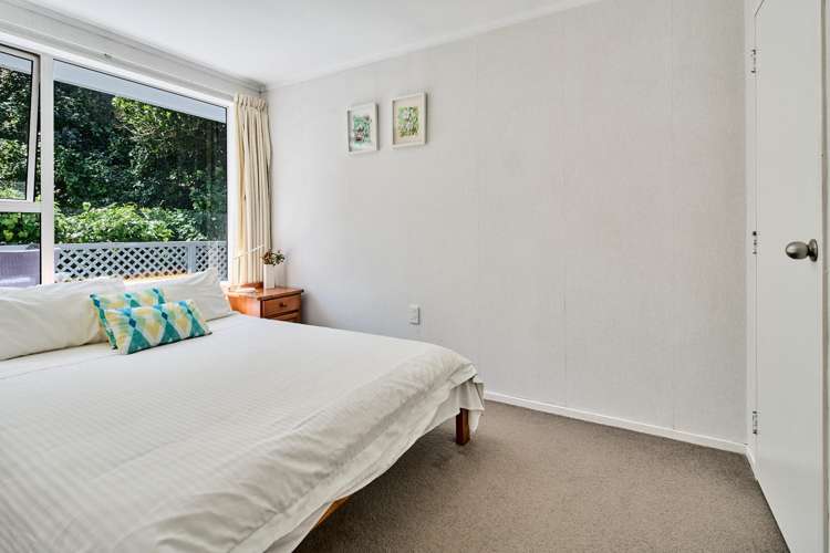 4 Rokewa Way Paparangi_13