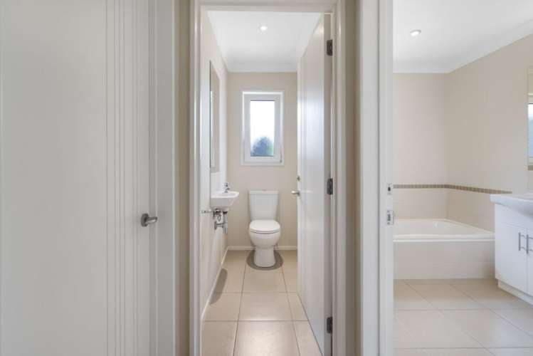 7 Donovan Place Aidanfield_17