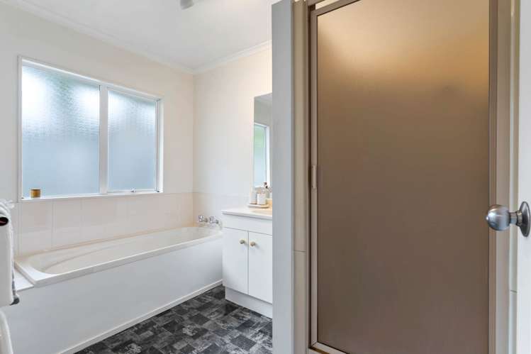 9 Redfern Lane Glenfield_10