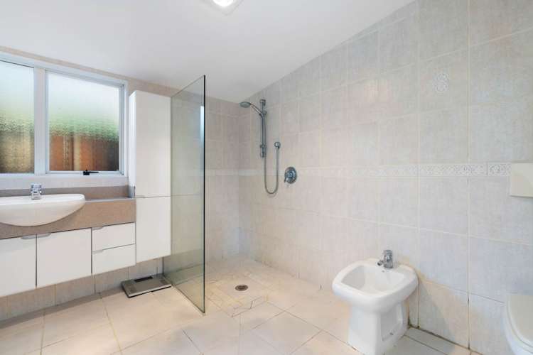 3 Tupaki Place Pakuranga Heights_13