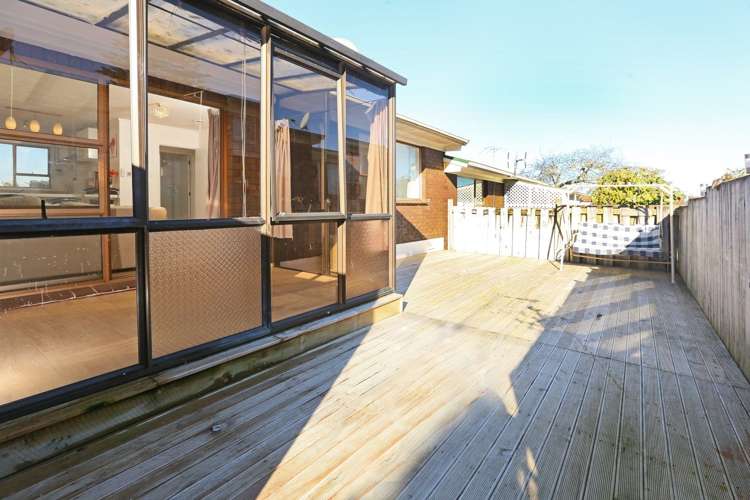 2/3204 Great North Road New Lynn_12