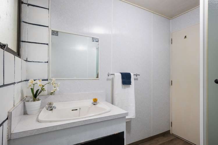 15 Frimley Terrace Waikanae Beach_9