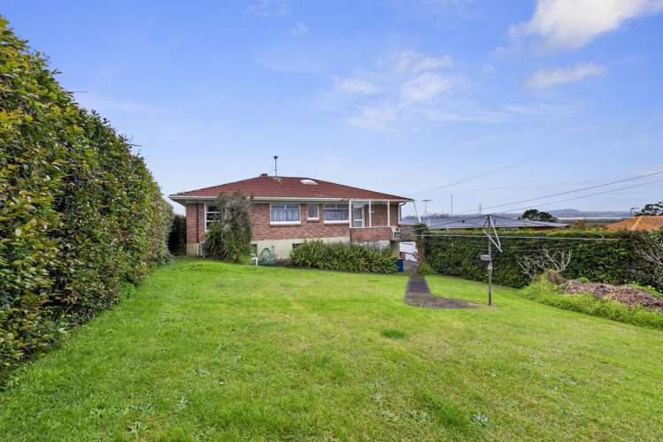 60 Jaemont Avenue Te Atatu South_12