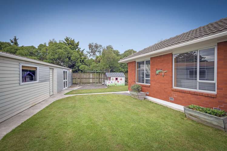 39 Warblington Street Aranui_22