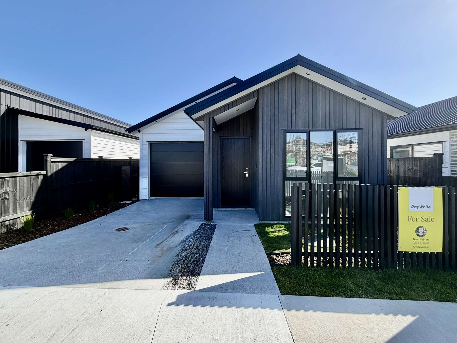 390 Te Taruna Drive Milldale_0