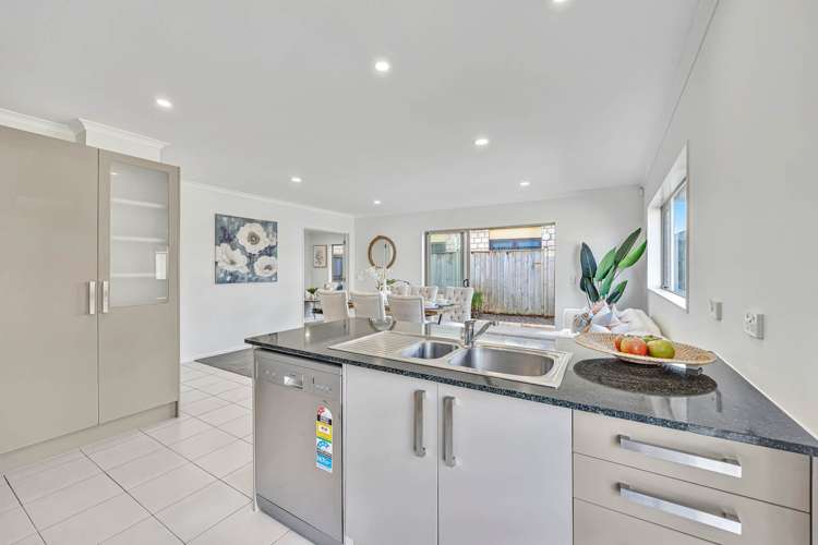 16 Manchester Drive Flat Bush_8