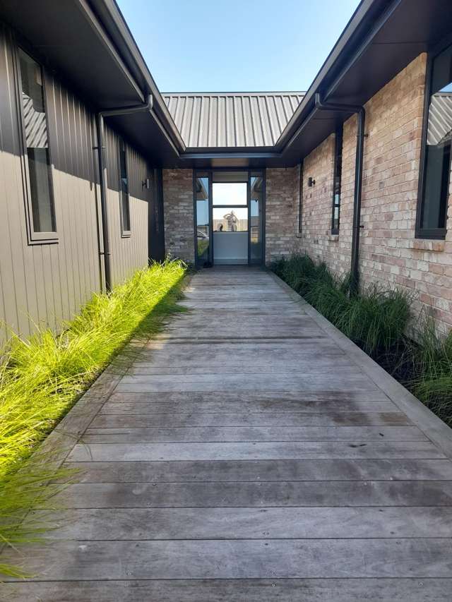 28 Taurangawaka Road One Tree Point_3